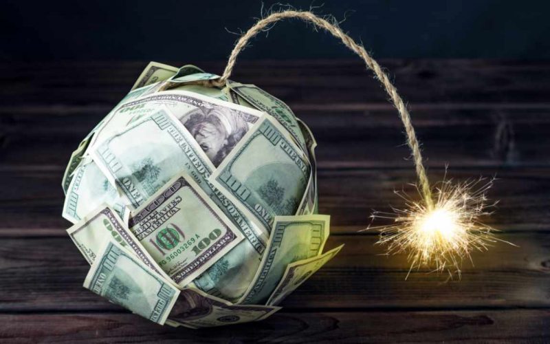 Economist Peter Schiff Warns of US Dollar Devaluation — Says 'We're on the Cusp of Financial Crisis'